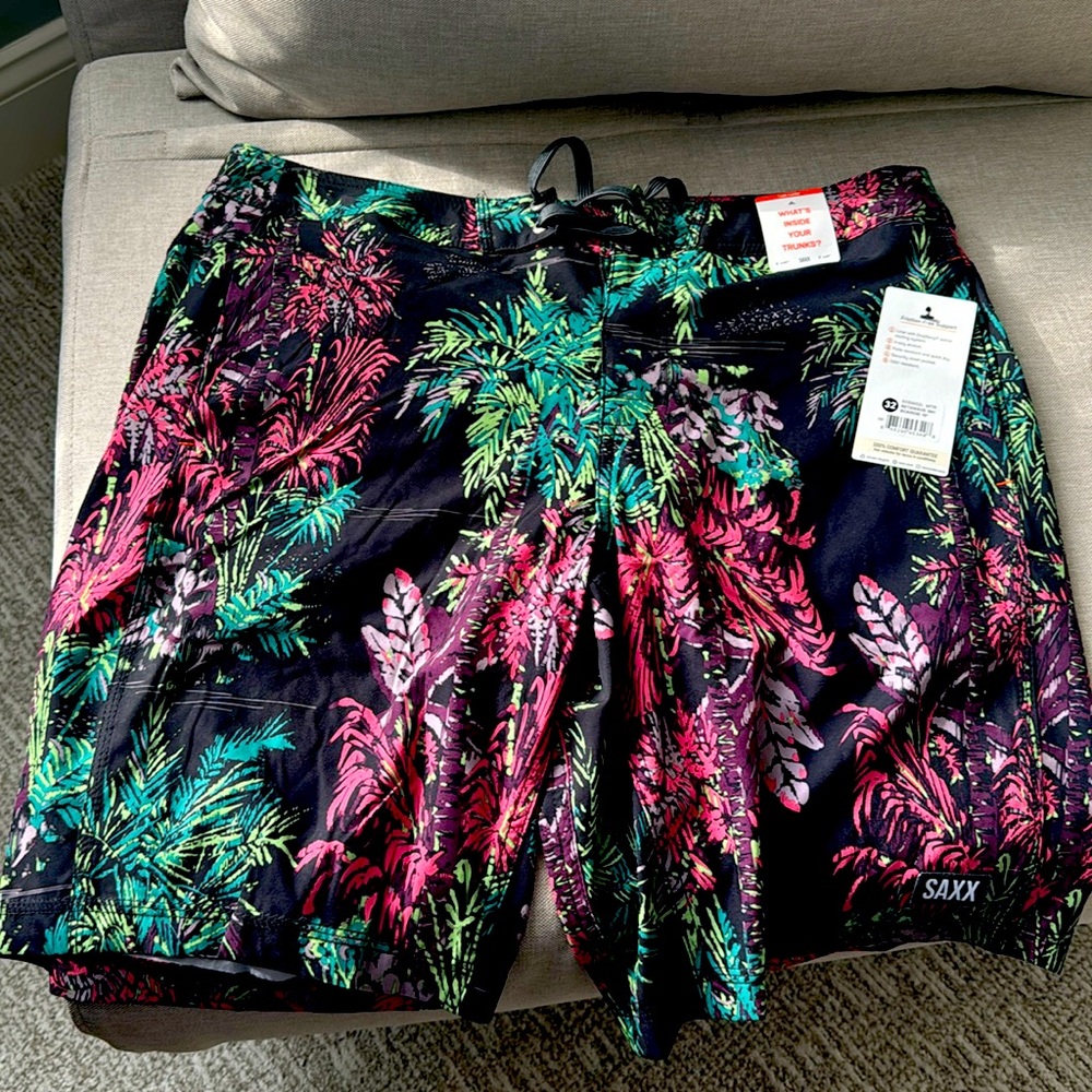 SAXX BETAWAVE BOARDSHORT Swim Shorts 9" / Midnight Tropics- Multi- Size 32- New